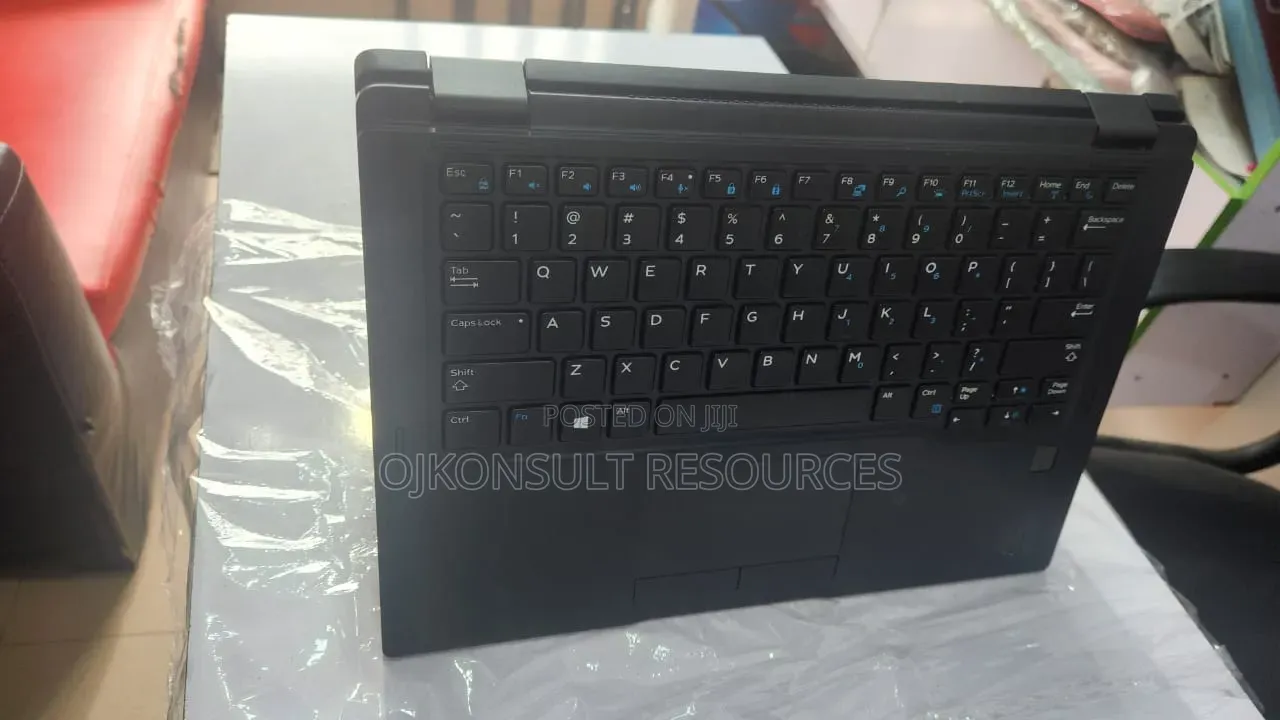 Laptop Dell Latitude 7390 2-in-1 8GB Intel Core i5 SSD 256GB