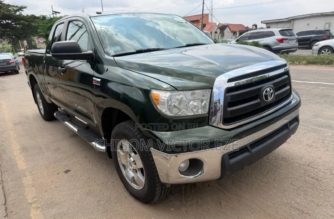 Toyota Tundra Double Cab 4x4 Limited 2011 Green