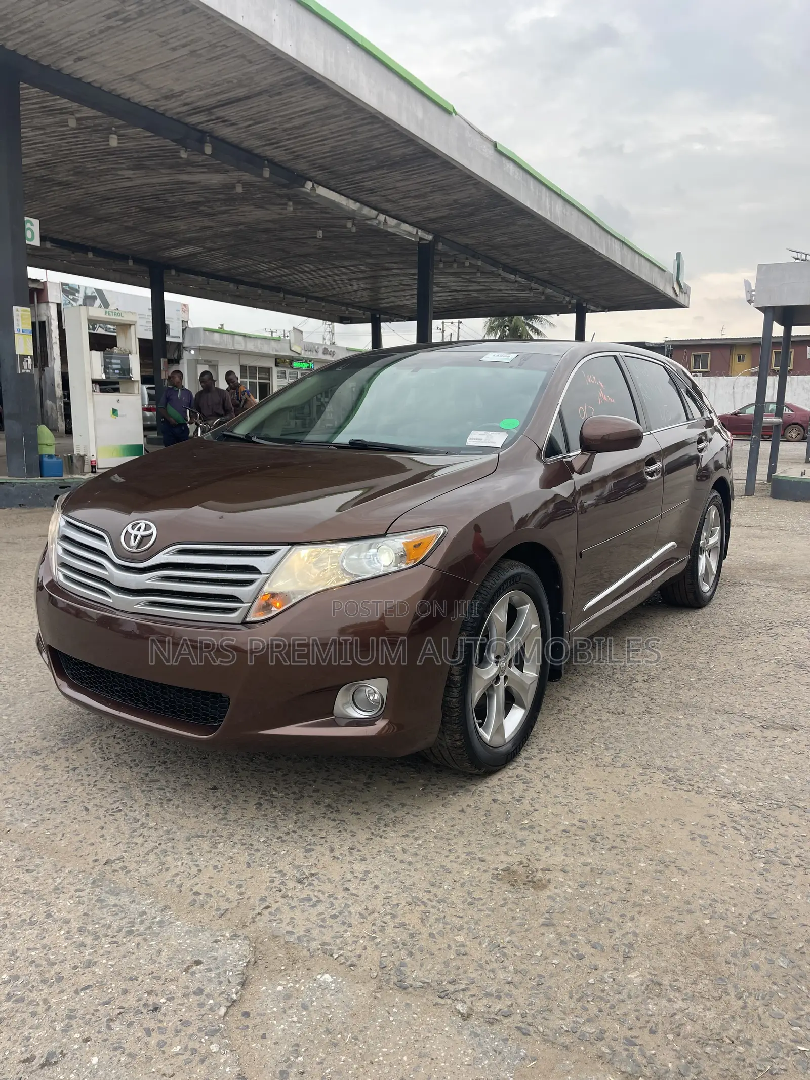 Toyota Venza AWD 2010 Brown