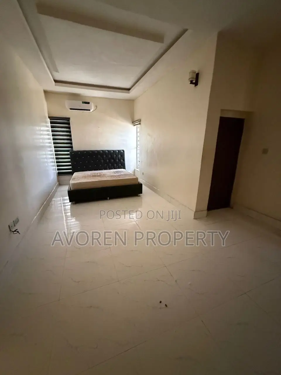 4bdrm Apartment in Ikota for rent