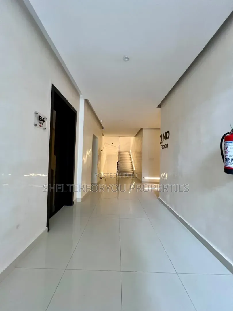 2bdrm Apartment in Lekki Phase 1 for sale