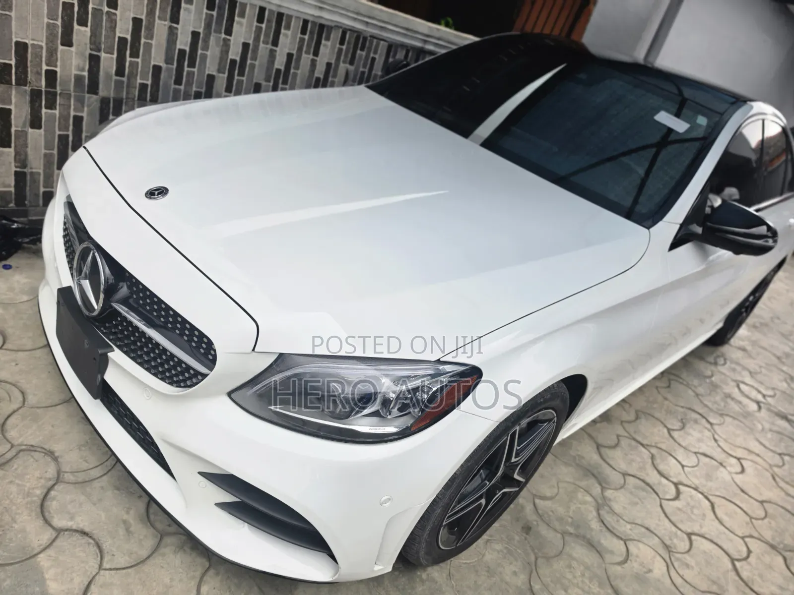Mercedes-Benz C300 2021 White