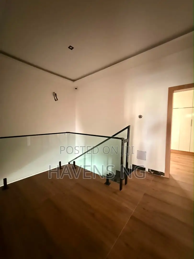 4bdrm Duplex in Obio-Akpor for sale