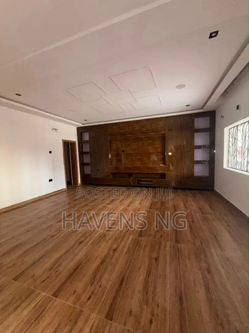 4bdrm Duplex in Obio-Akpor for sale