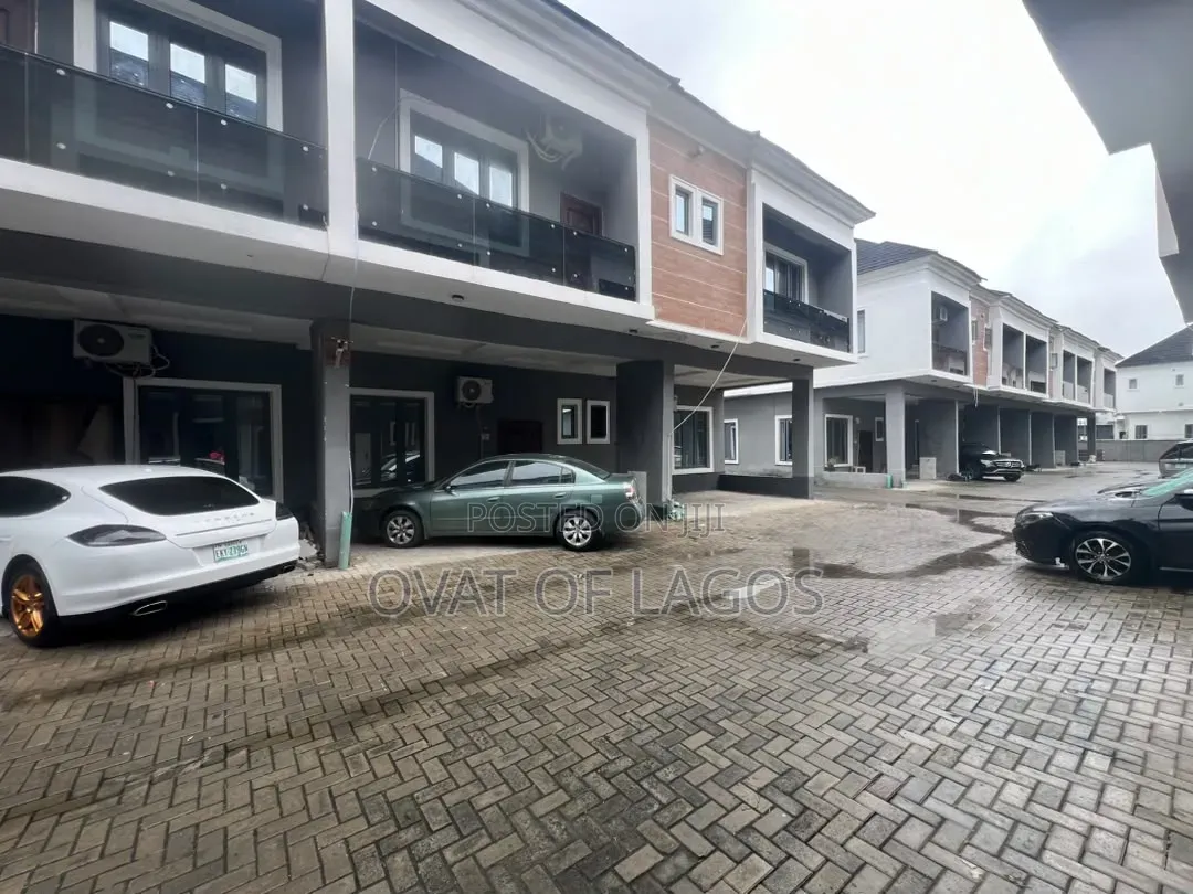 3bdrm Duplex in Harris Drive, VGC / Ajah for rent