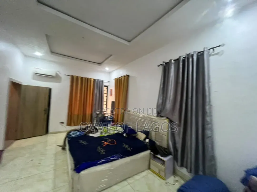4bdrm Duplex in Harris Drive, VGC / Ajah for rent