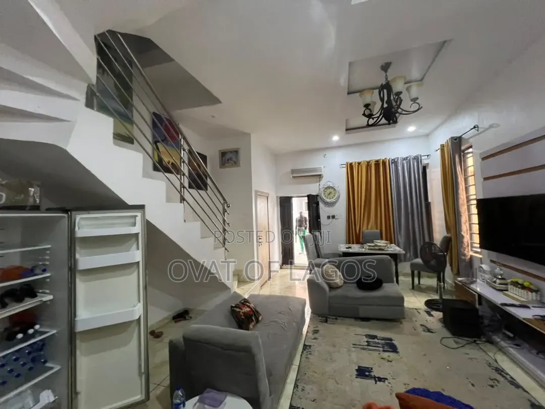 4bdrm Duplex in Harris Drive, VGC / Ajah for rent