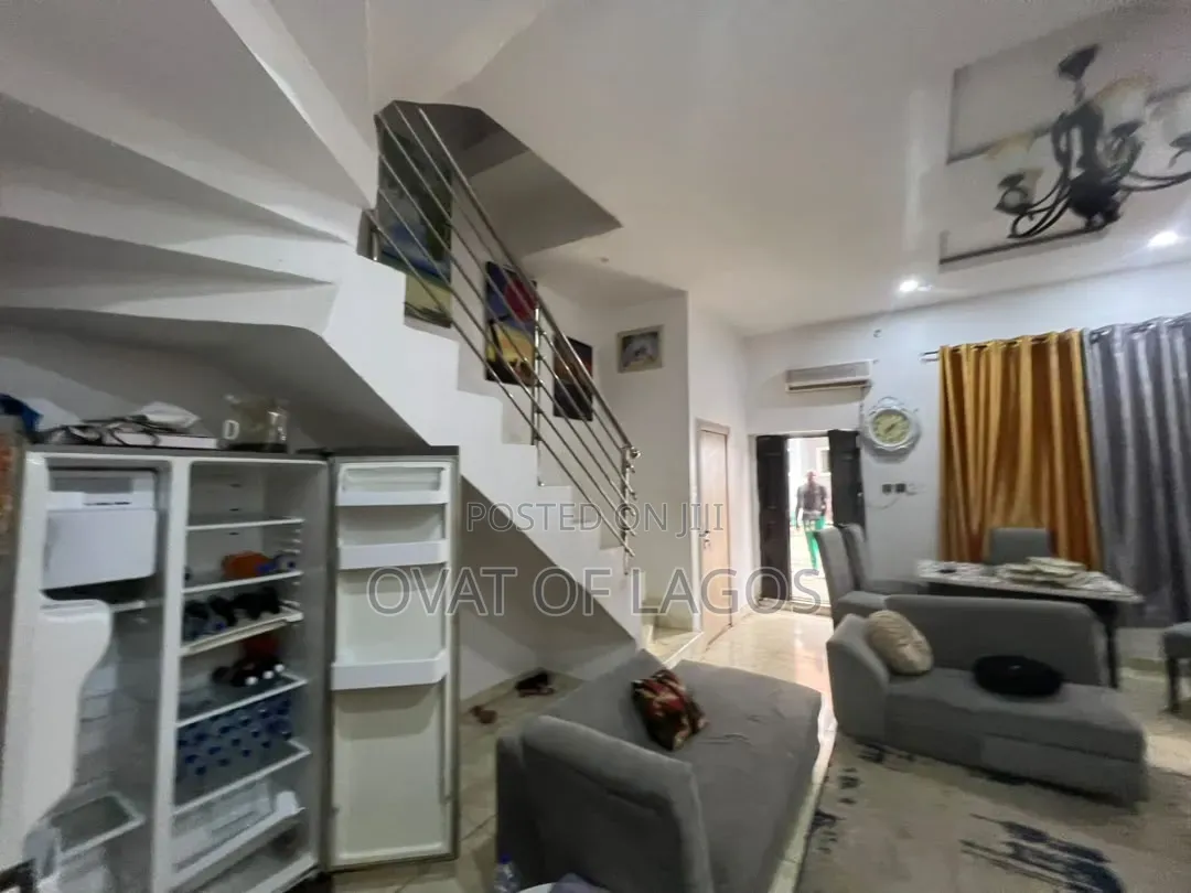 4bdrm Duplex in Harris Drive, VGC / Ajah for rent