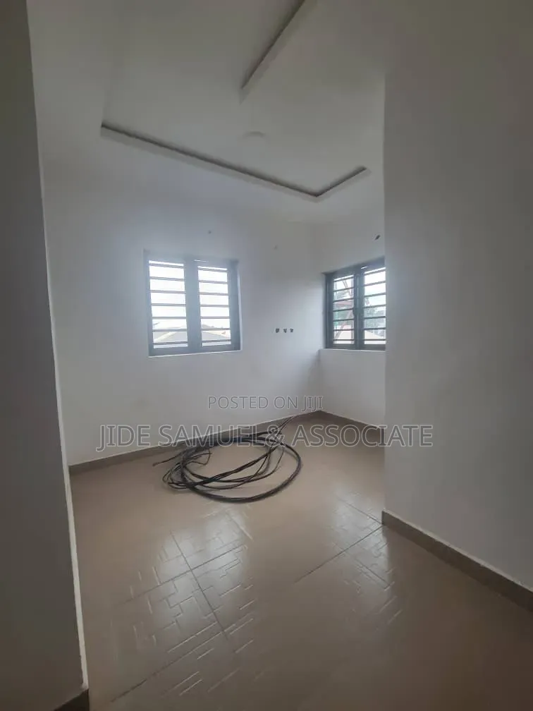 Furnished Mini Flat in Ayobo for rent