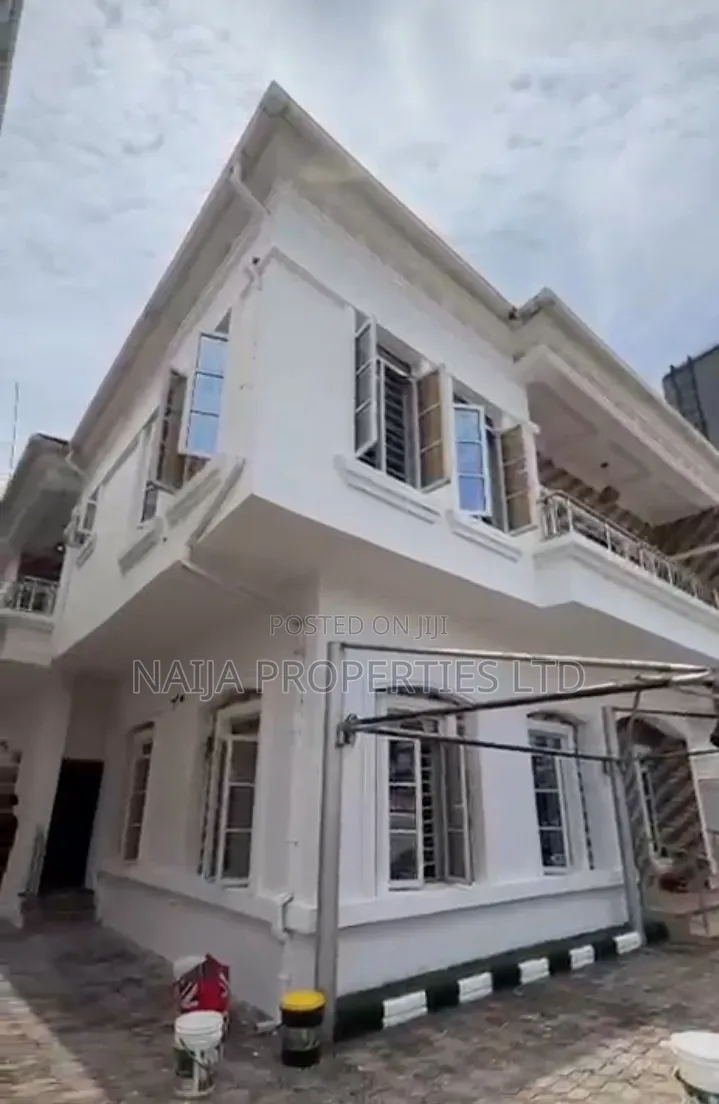 1bdrm Shared Apartment in Lekki County, Ikota for rent