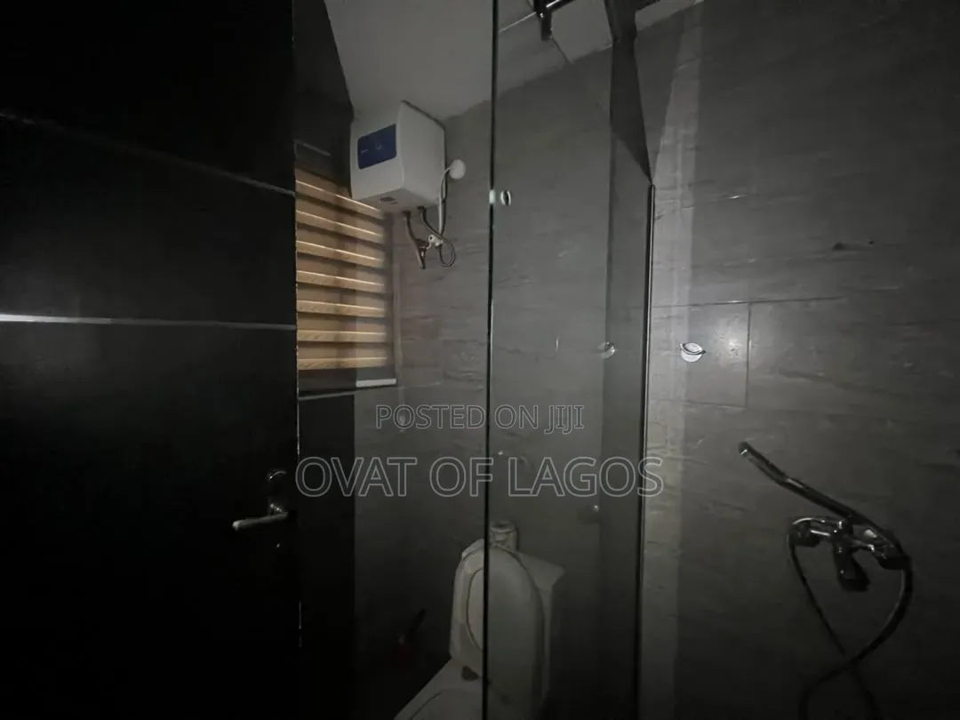 Furnished 1bdrm Block of Flats in Victoria Island for rent