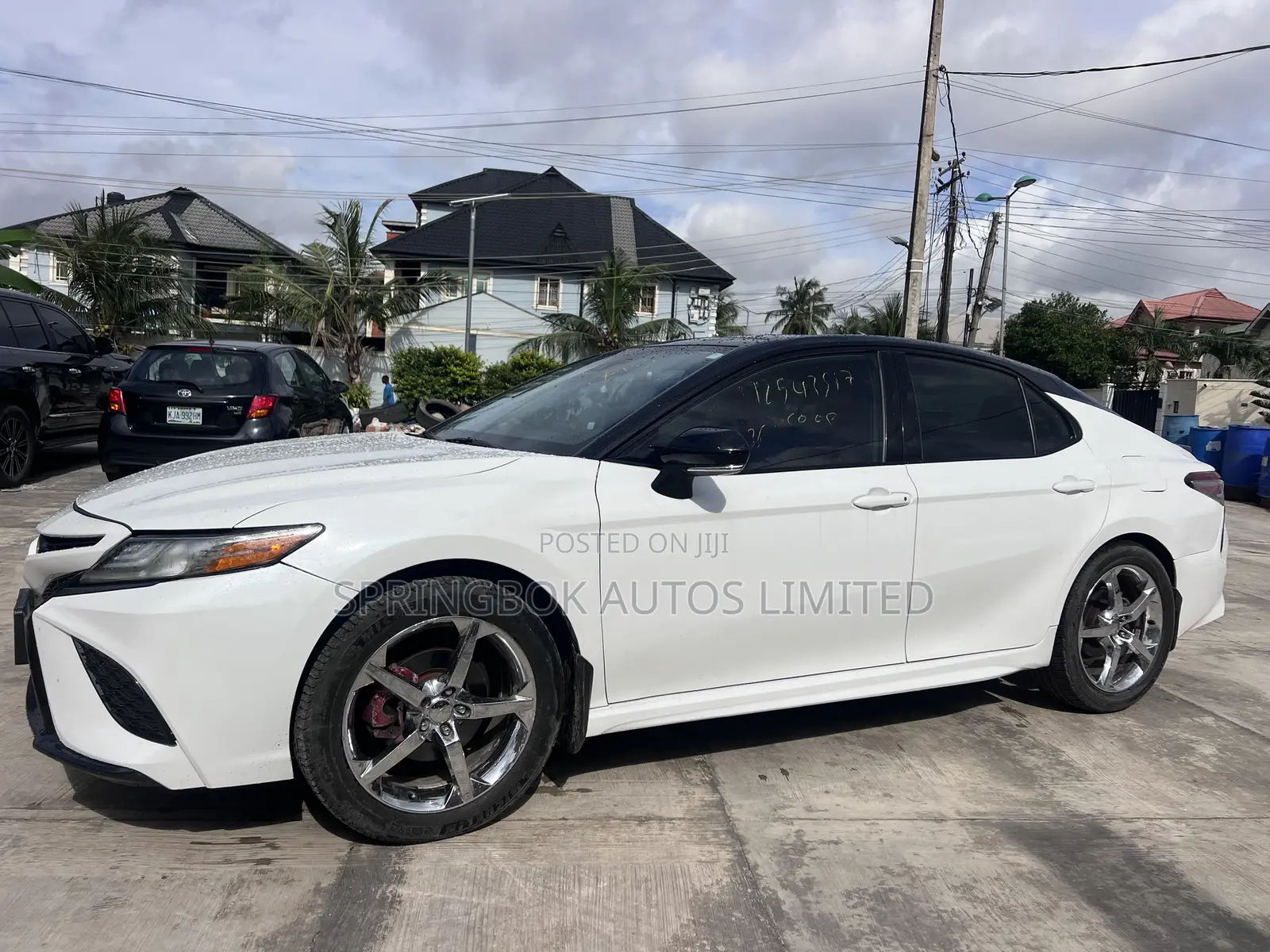 Toyota Camry XSE V6 (3.5L V6 8A) 2019 White