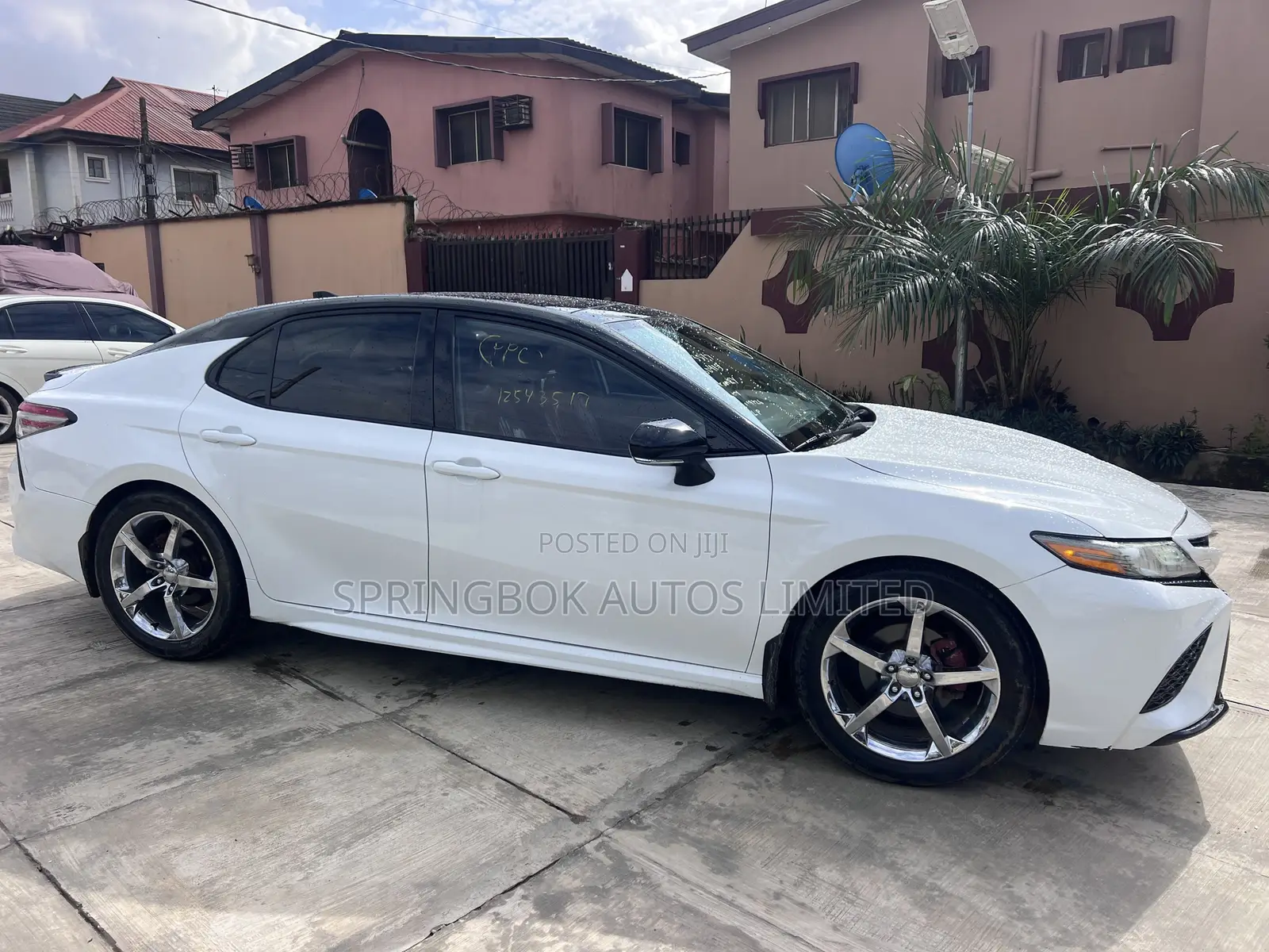 Toyota Camry XSE V6 (3.5L V6 8A) 2019 White