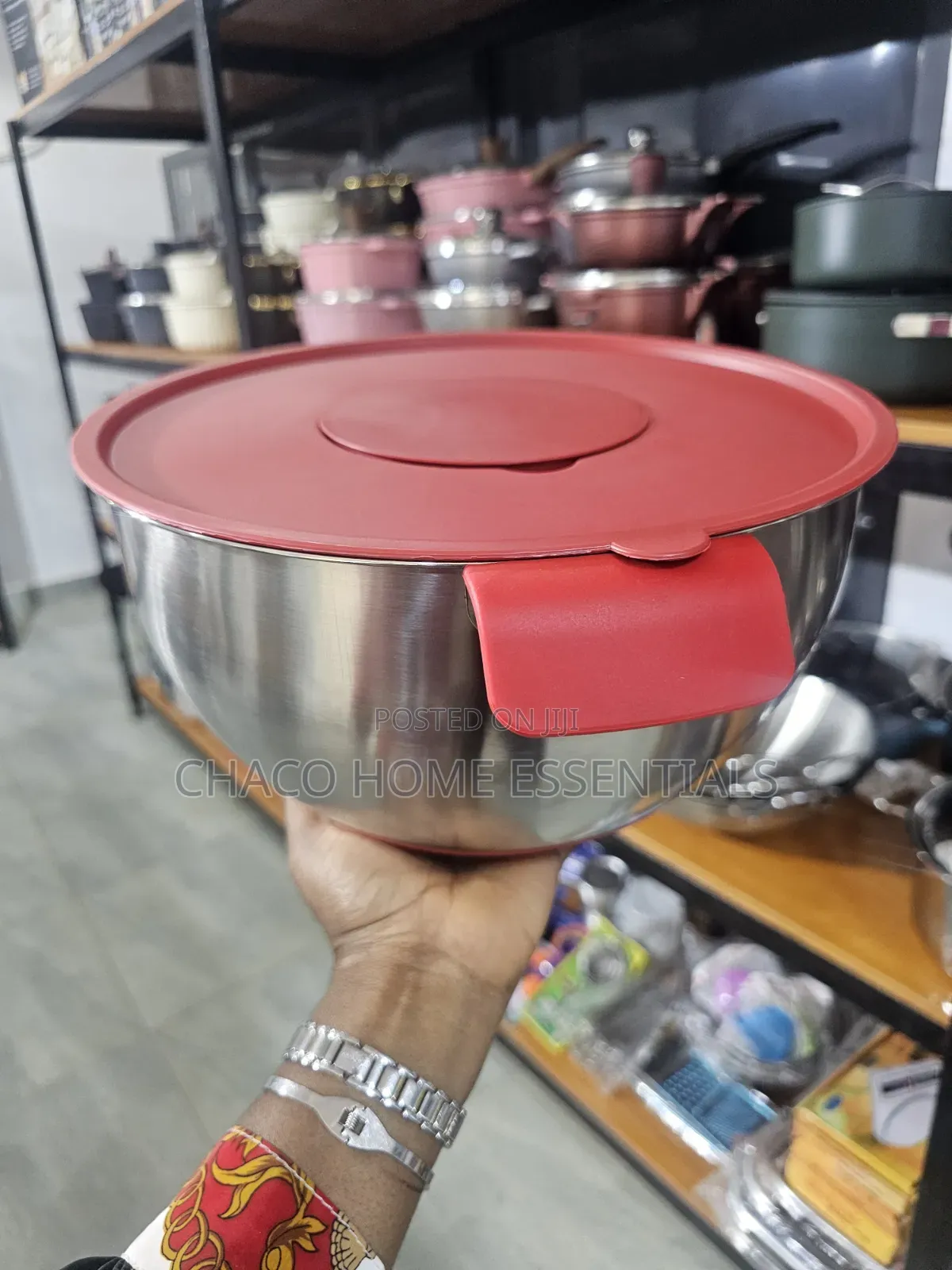 Stainless Steel Mixing Bowl With Lid Non-Slip Base - 28cm and 30cm
