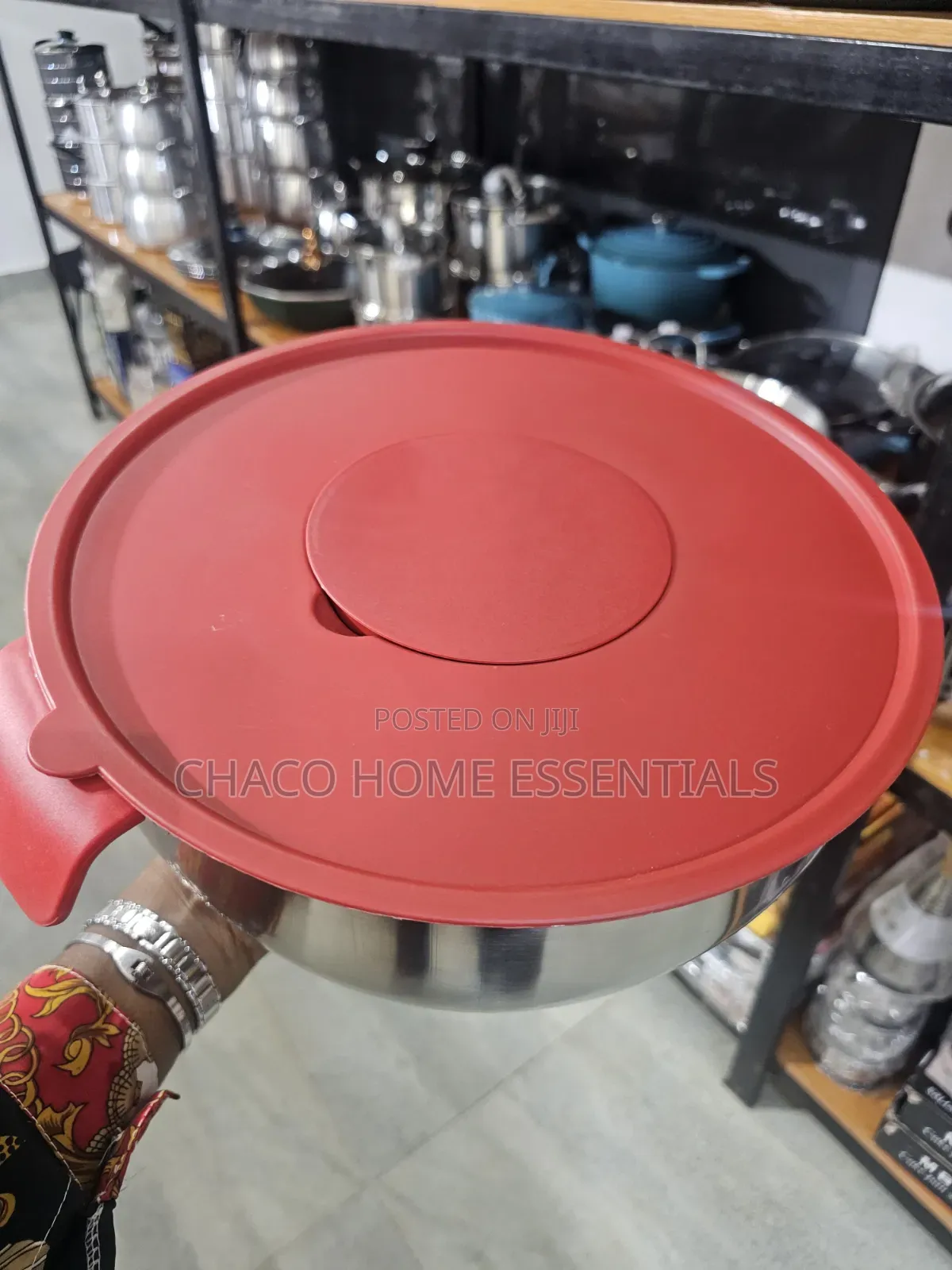 Stainless Steel Mixing Bowl With Lid Non-Slip Base - 28cm and 30cm