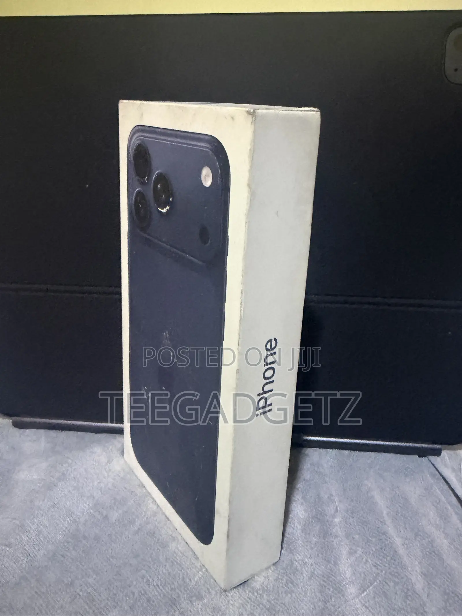 New Apple iPhone 17 Pro Max 1 TB Blue