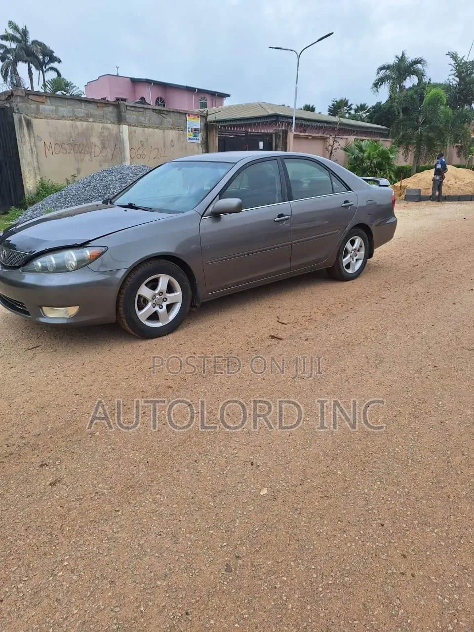 Toyota Camry SE 4dr Sedan (2.4L 4cyl 5A) 2005 Gray