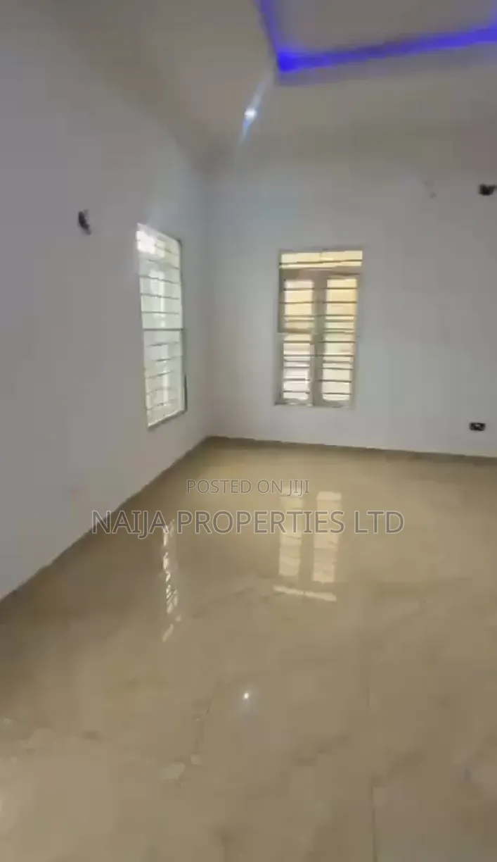 Studio Apartment in Lekki County, Ikota for rent