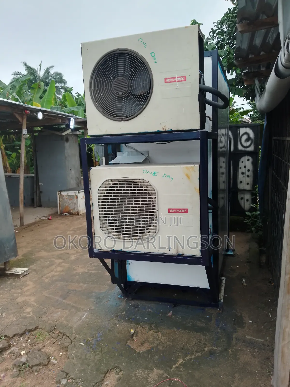 240 Blocks Capacity Ice Block Machine/Cold Room
