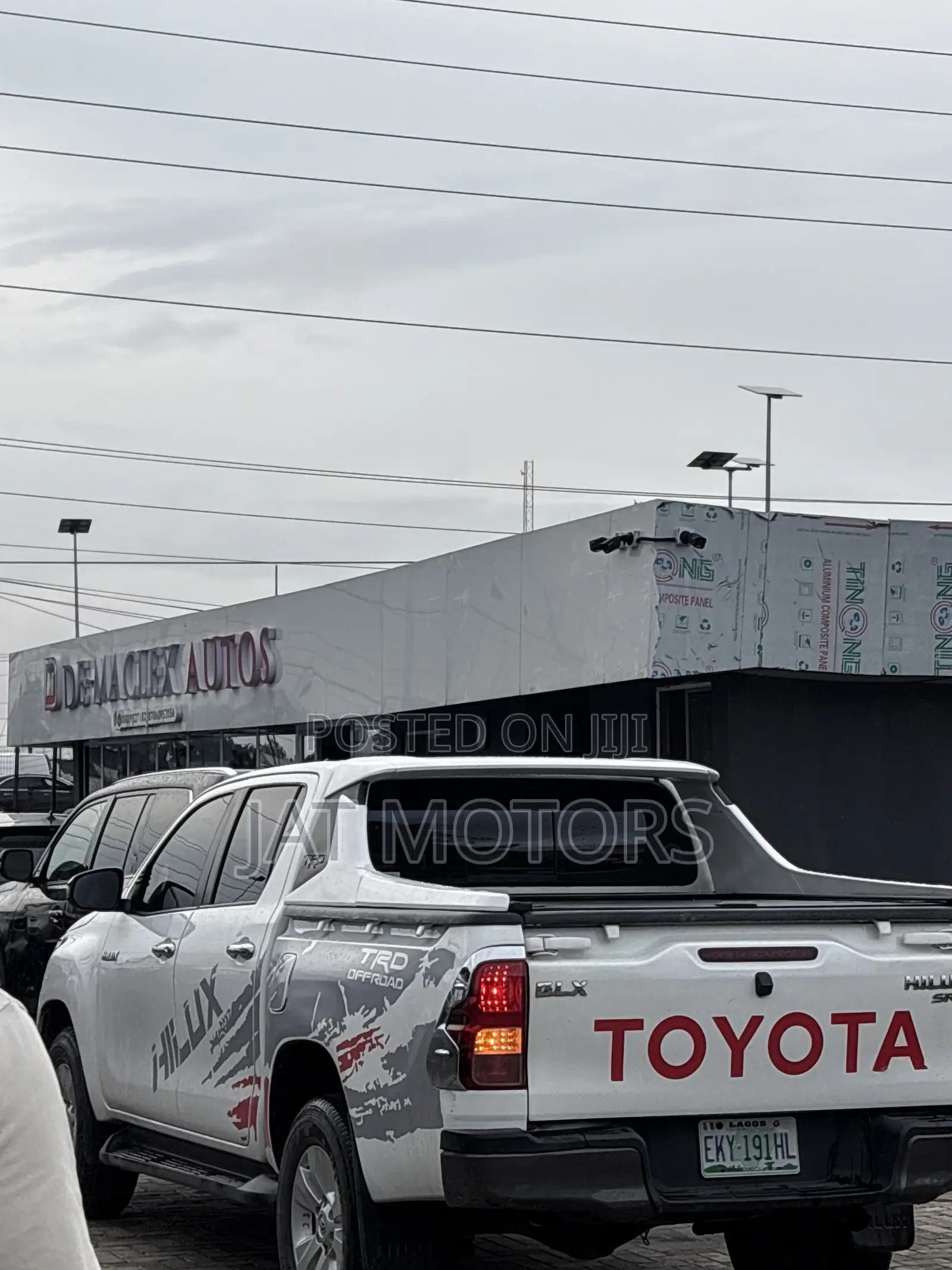Toyota Hilux Revo Double Cab Petrol 2.7 AWD 2018 White