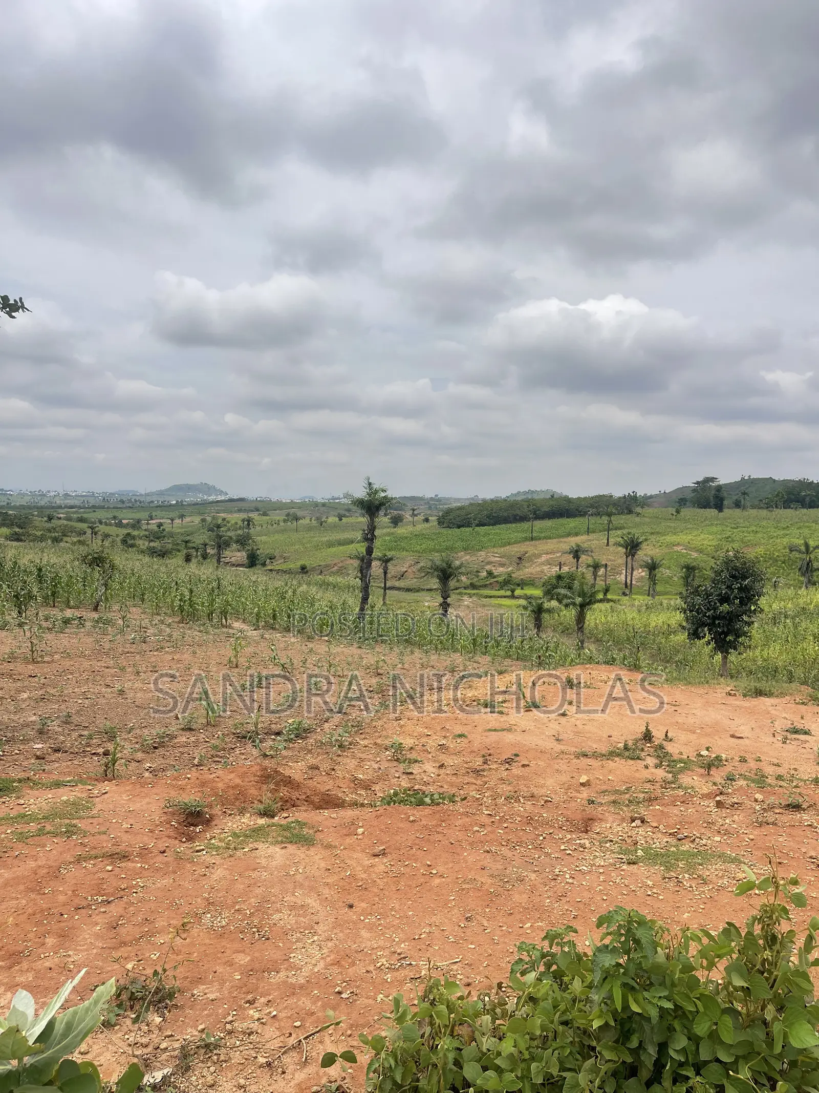 10000 SQM Estate Plot for 6 Units of 3 Bedroom Block of Flats