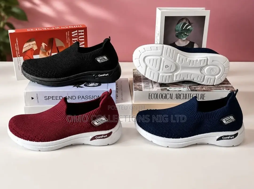 Fully Boxed Women’s Comfortable Slip-on Knit Sneakers