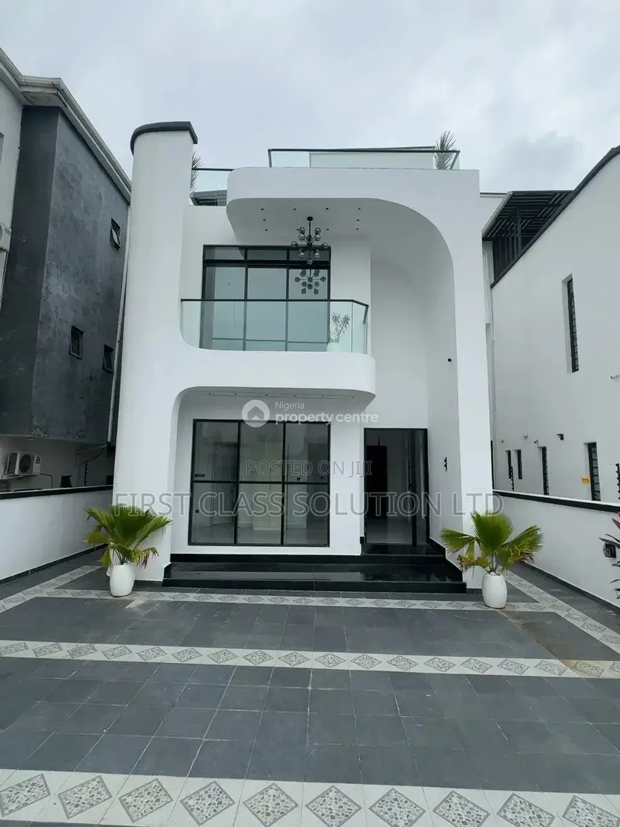 5bdrm Duplex in Ikate for sale