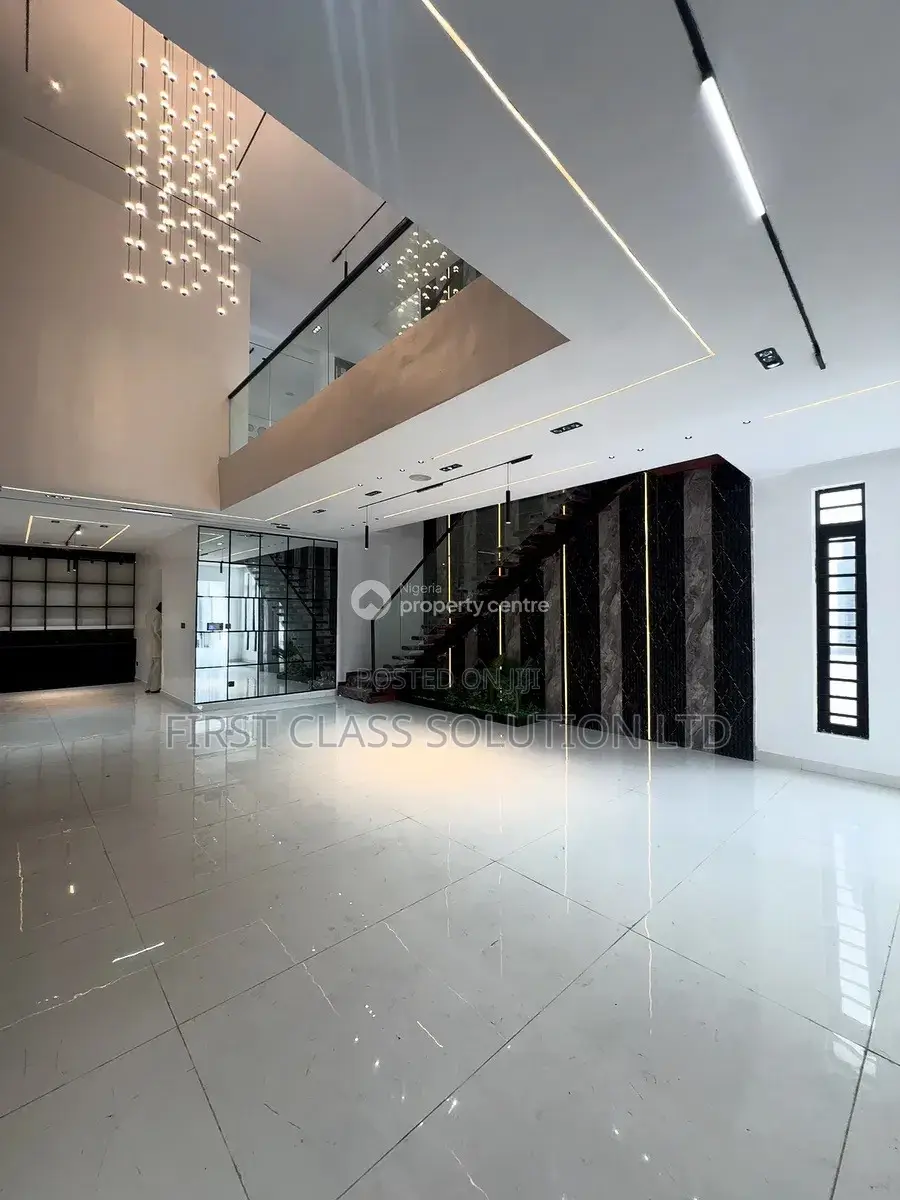 5bdrm Duplex in Ikate for sale