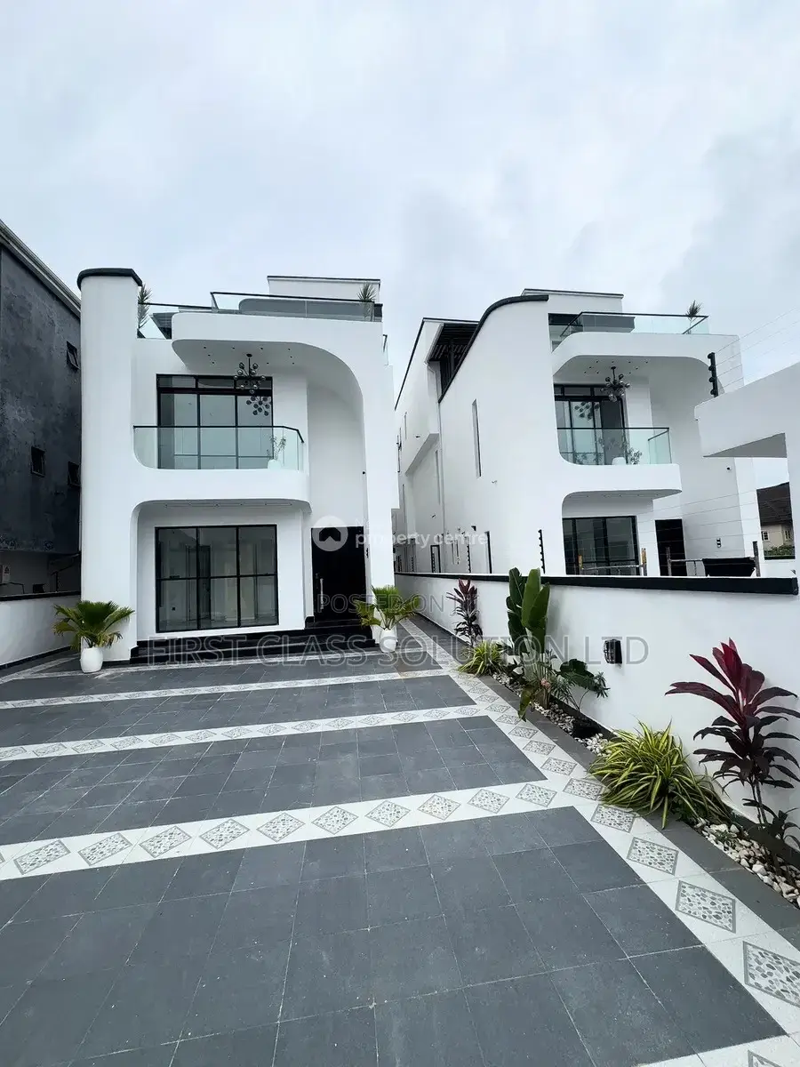 5bdrm Duplex in Ikate for sale