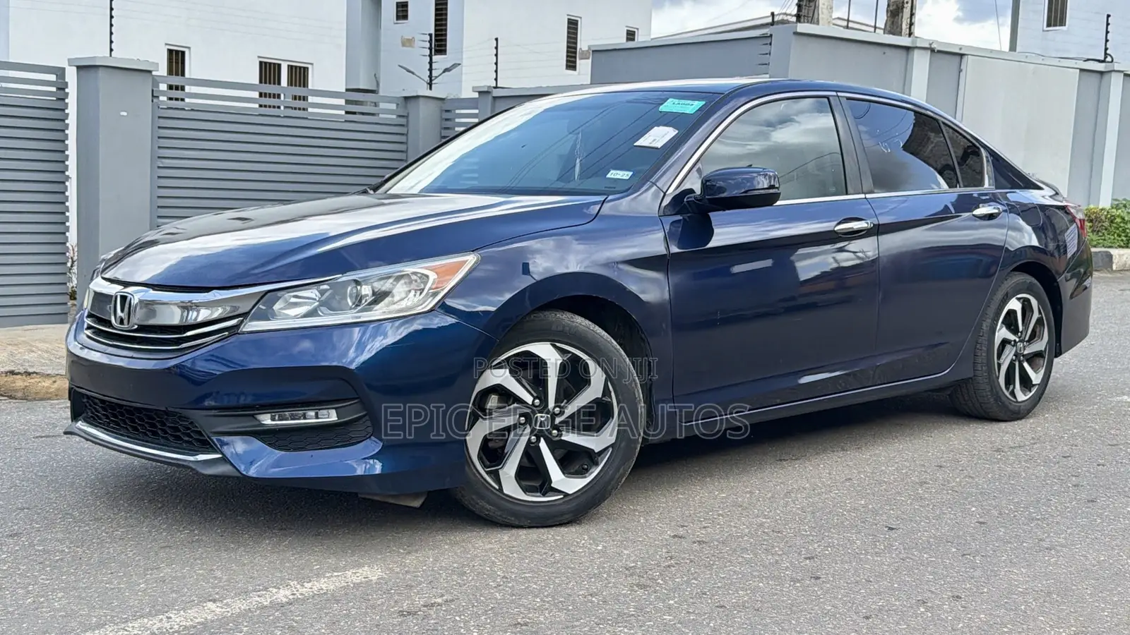 Honda Accord LX 4dr Sedan FWD (2.4L 4cyl 2A) 2017 Blue