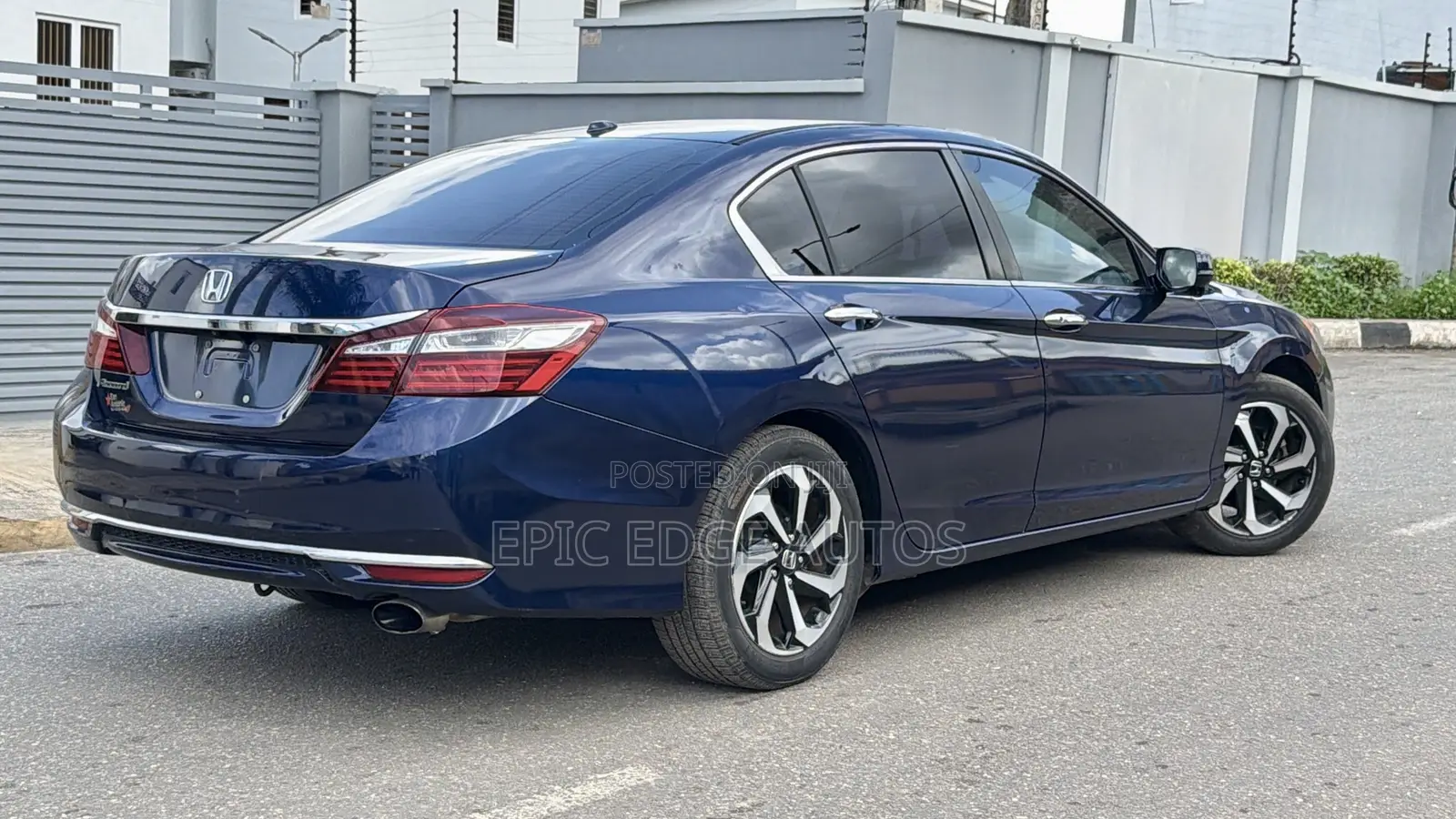 Honda Accord LX 4dr Sedan FWD (2.4L 4cyl 2A) 2017 Blue