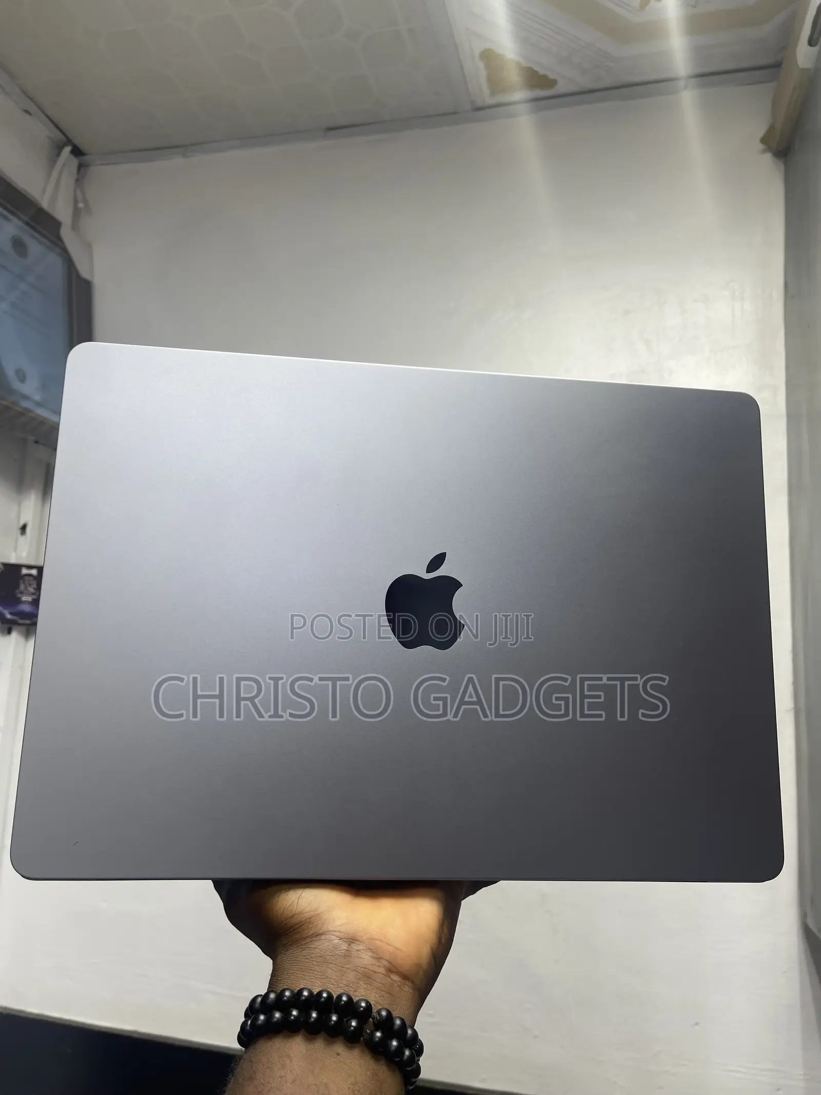 Laptop Apple MacBook Air 2024 M3 16GB Apple M3 SSD 512GB