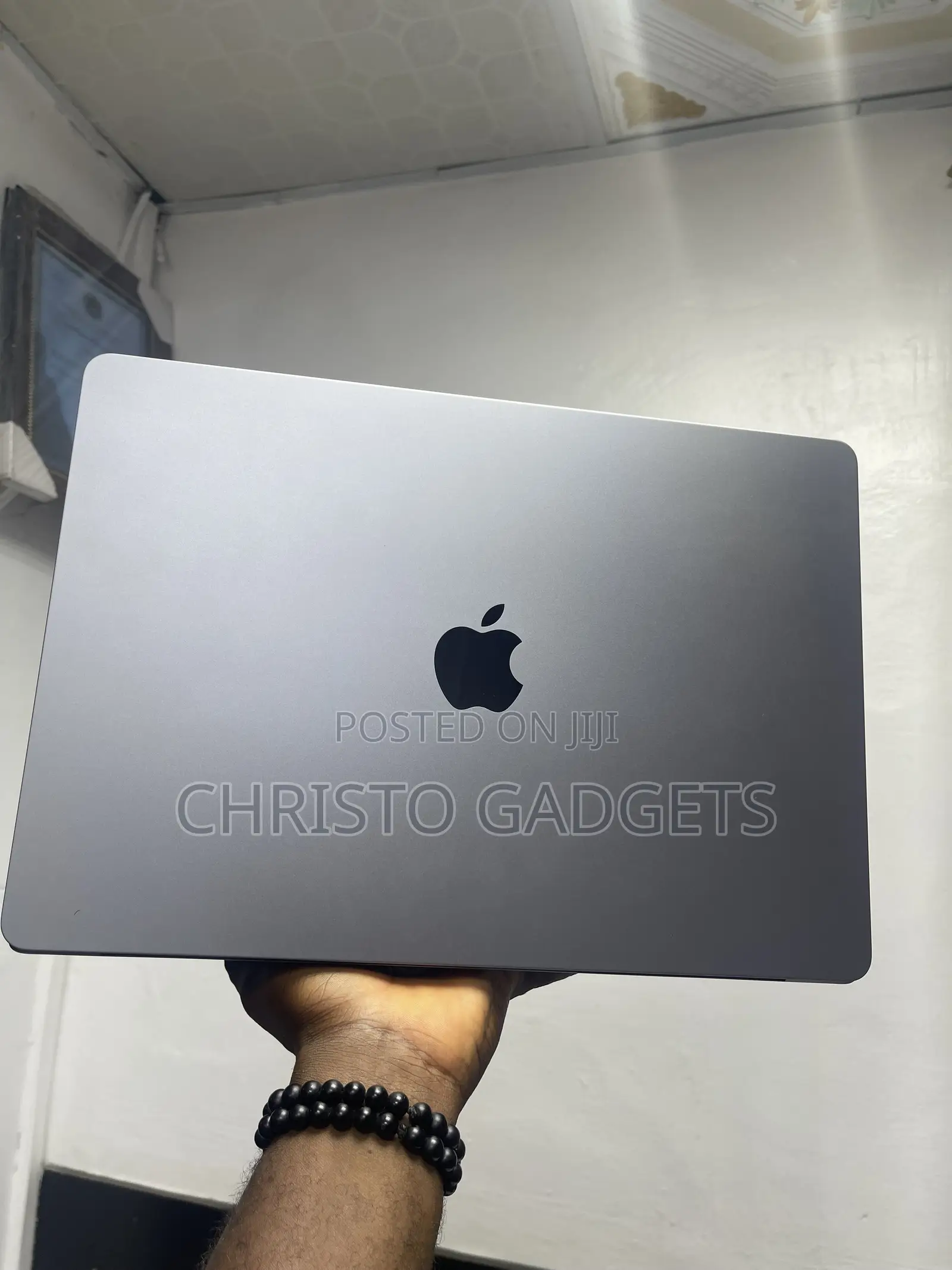 Laptop Apple MacBook Air 2024 M3 16GB Apple M3 SSD 512GB