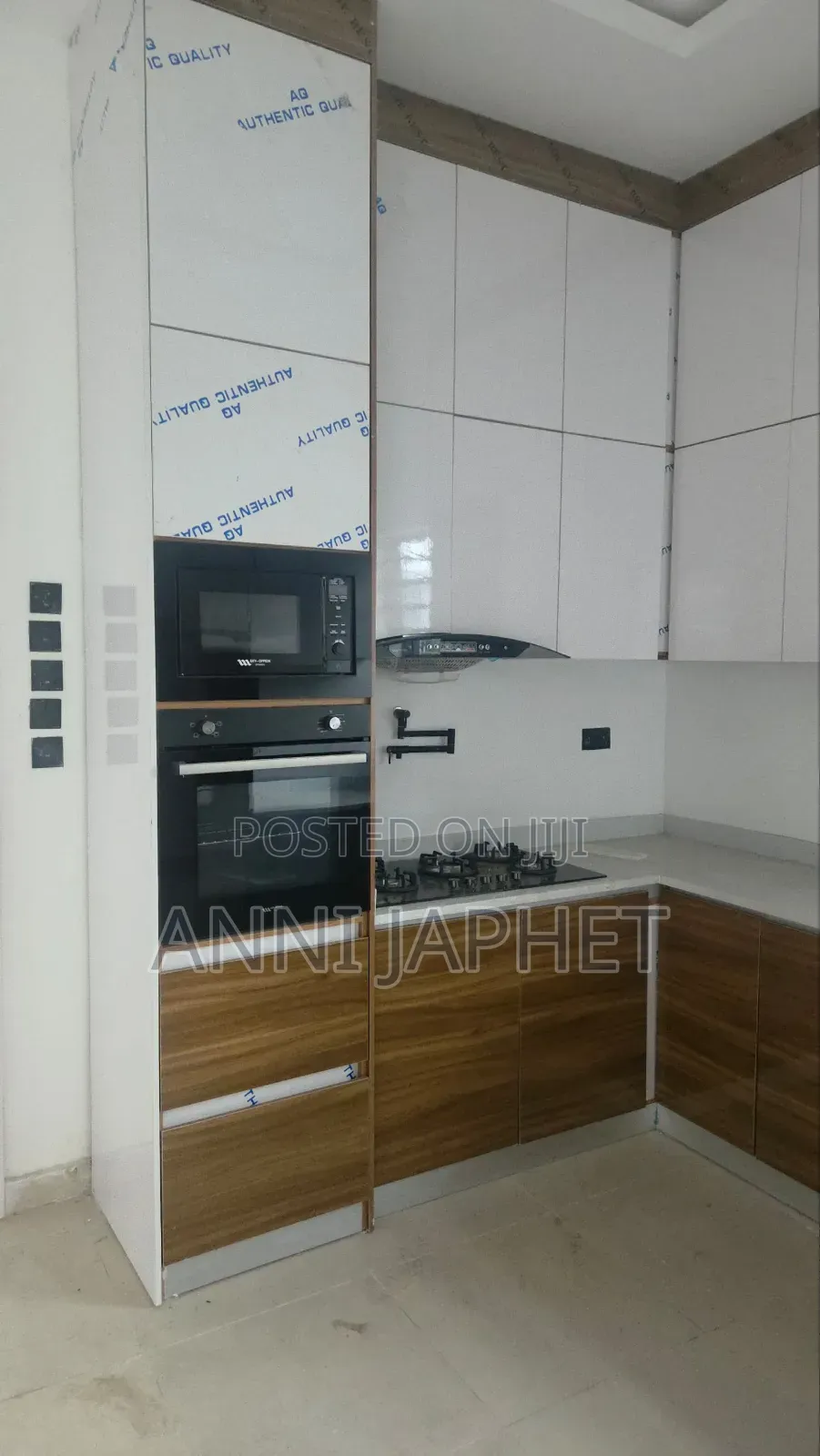 3bdrm Apartment in Ikeja for sale