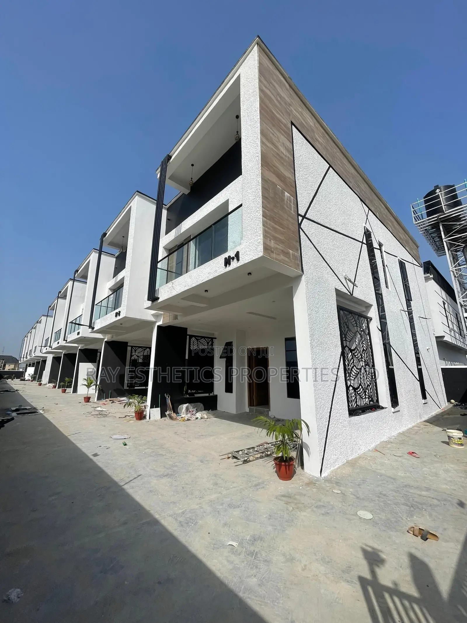 4bdrm Duplex in Ikota Gra for rent