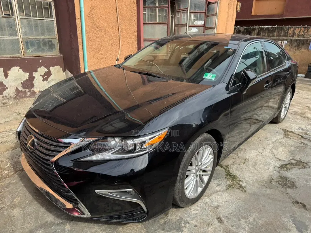 Toyota Camry 2016 Black
