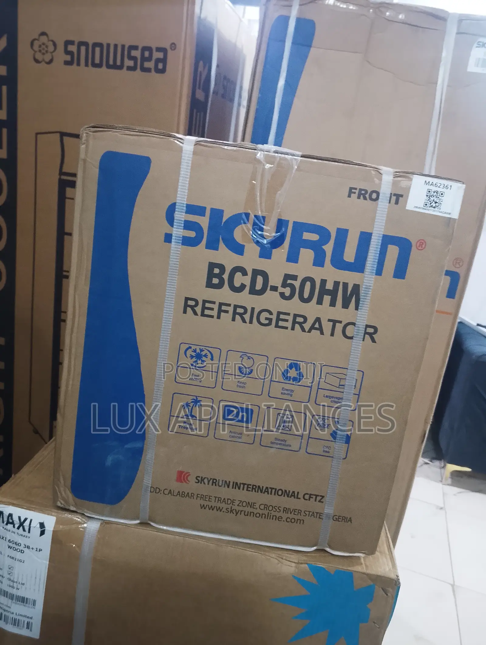 SKYRUN BCD-50HW Space-Efficient Mini Fridge 50l