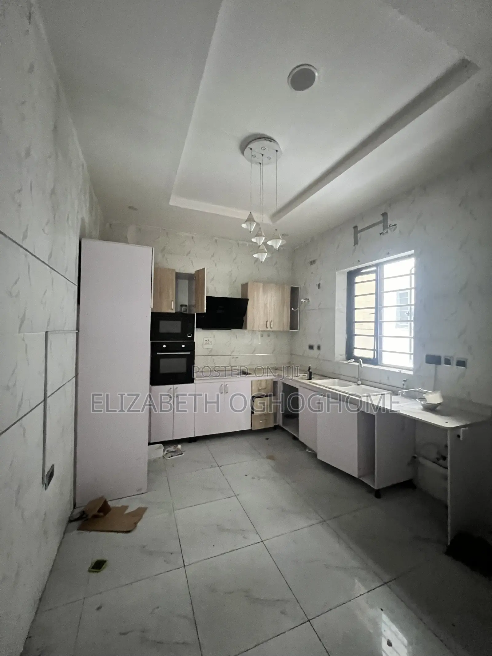 4bdrm Duplex in Ikota for rent