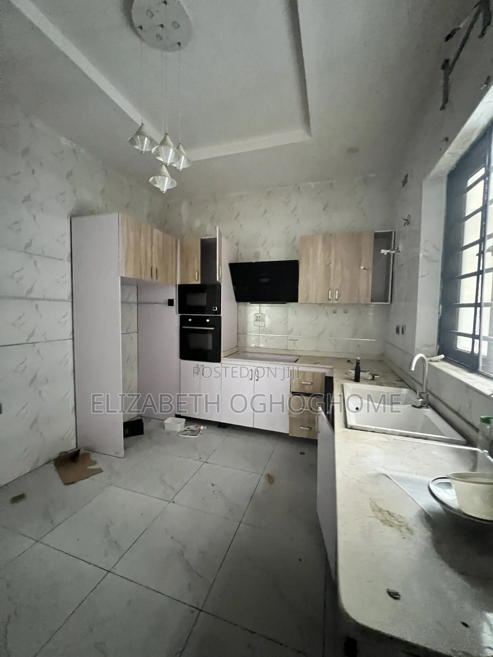 4bdrm Duplex in Ikota for rent