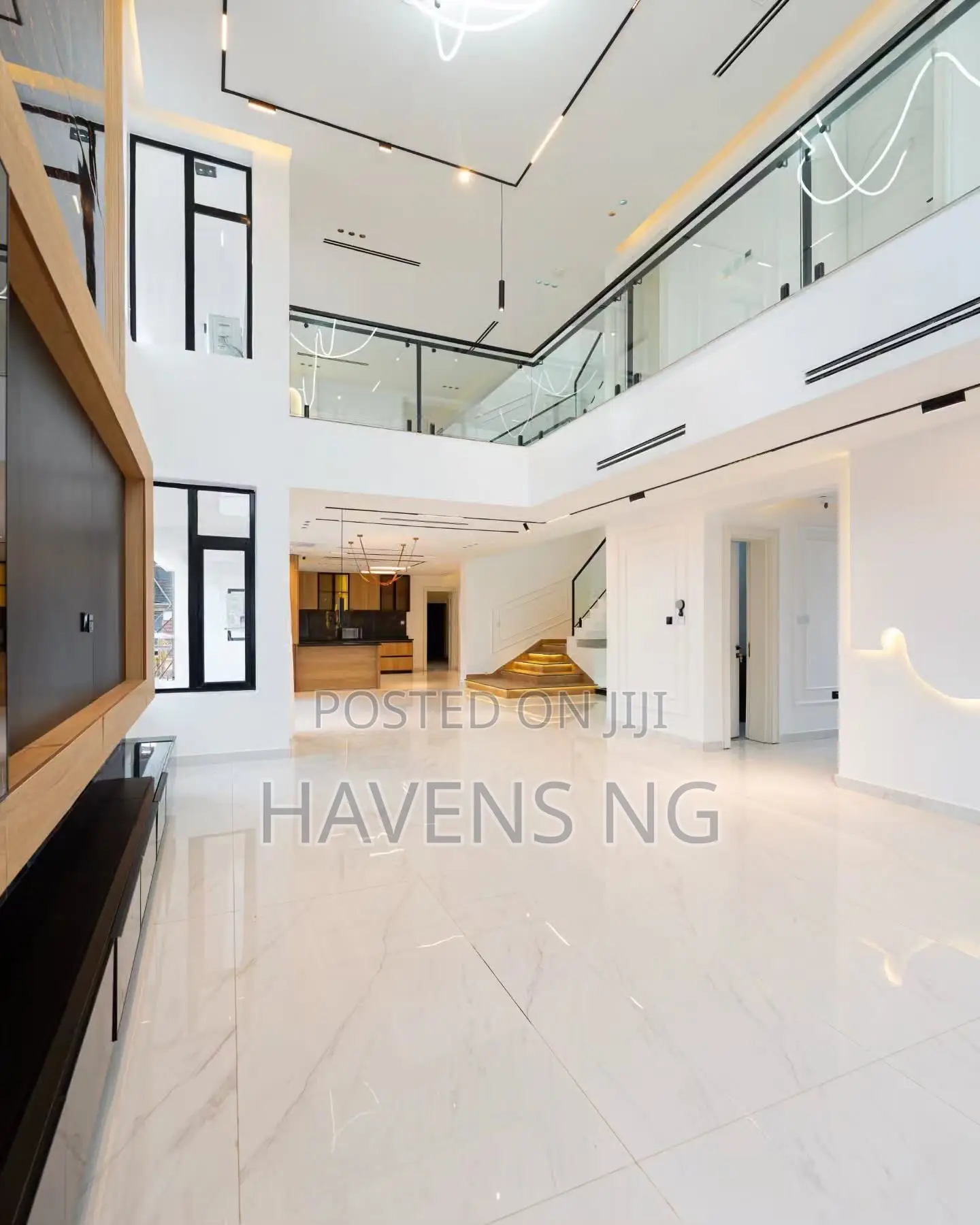 5bdrm Duplex in Apo Resettlement for sale