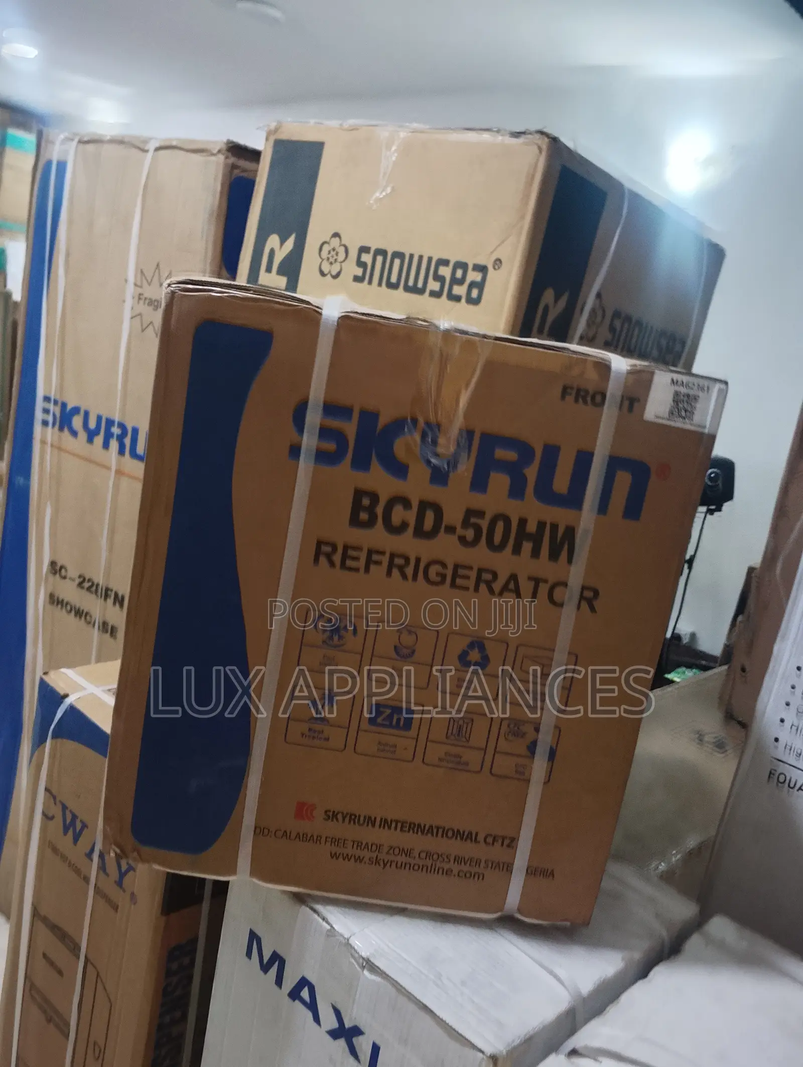 SKYRUN BCD-50HW Room-Size Mini Refrigerator