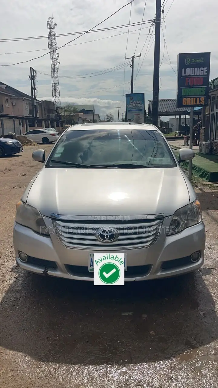 Toyota Avalon Limited Sedan FWD (3.5L 6cyl 6A) 2009 Silver