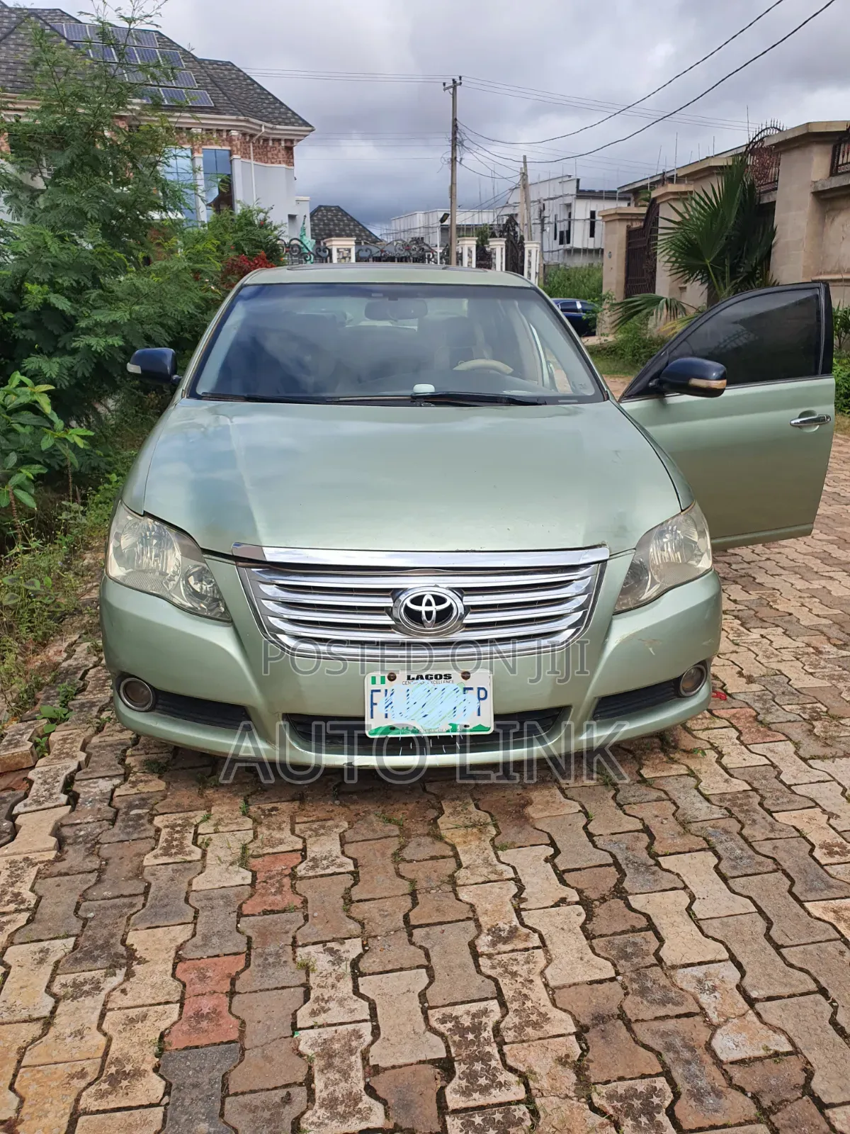 Toyota Avalon 2005 Green