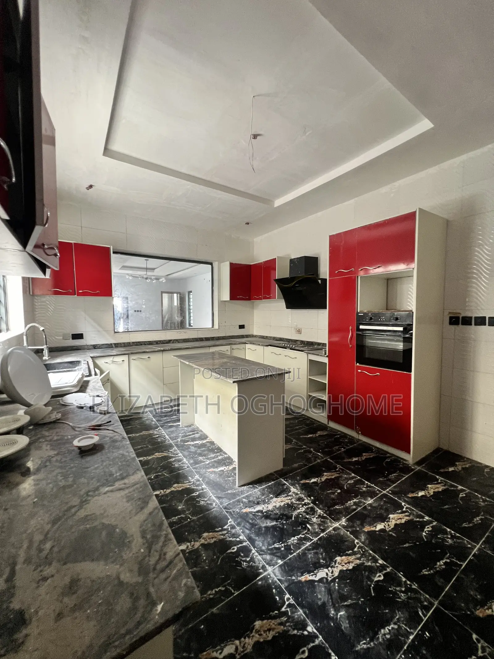 5bdrm Duplex in Ikota for rent