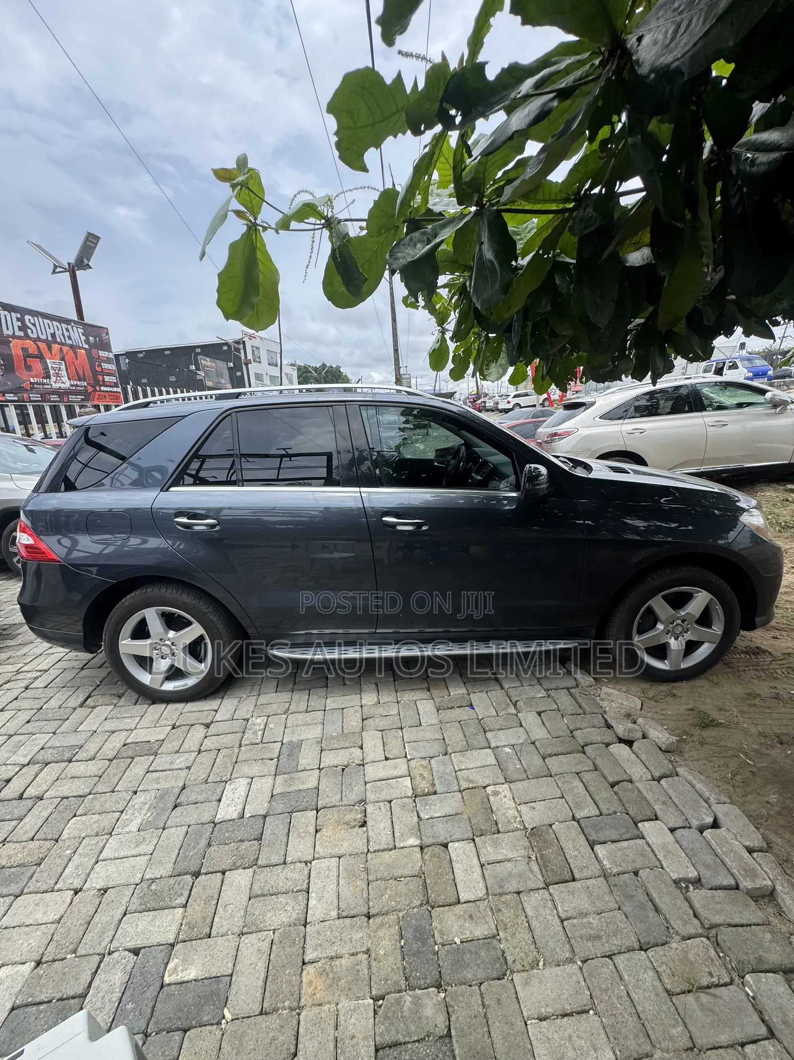 Mercedes-Benz M Class ML 550 4Matic 2013 Gray