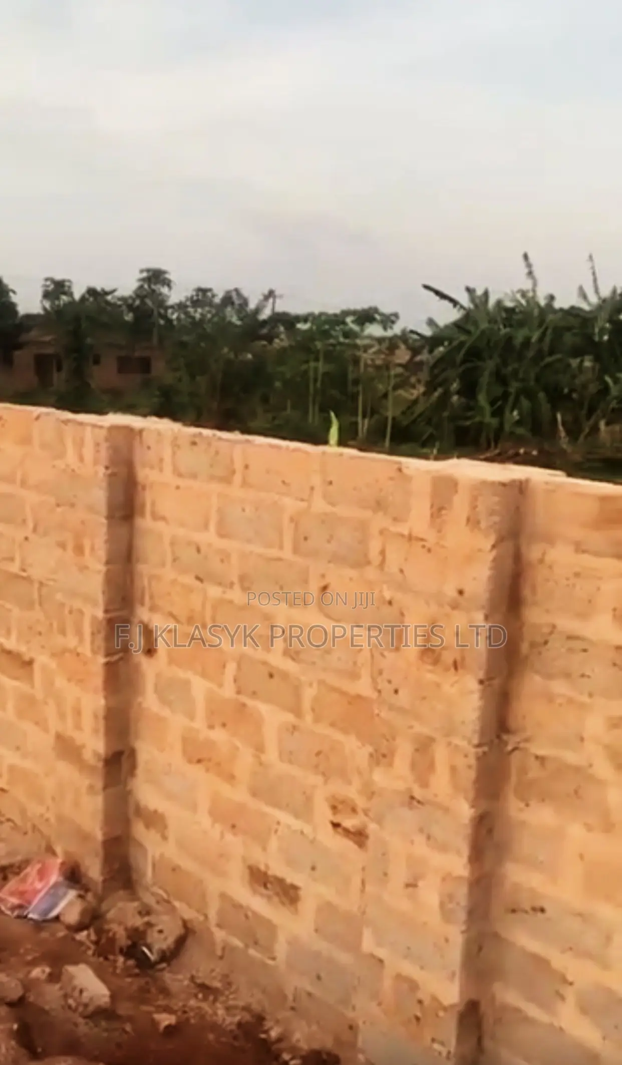 4 Plots of Land for Sale ! 