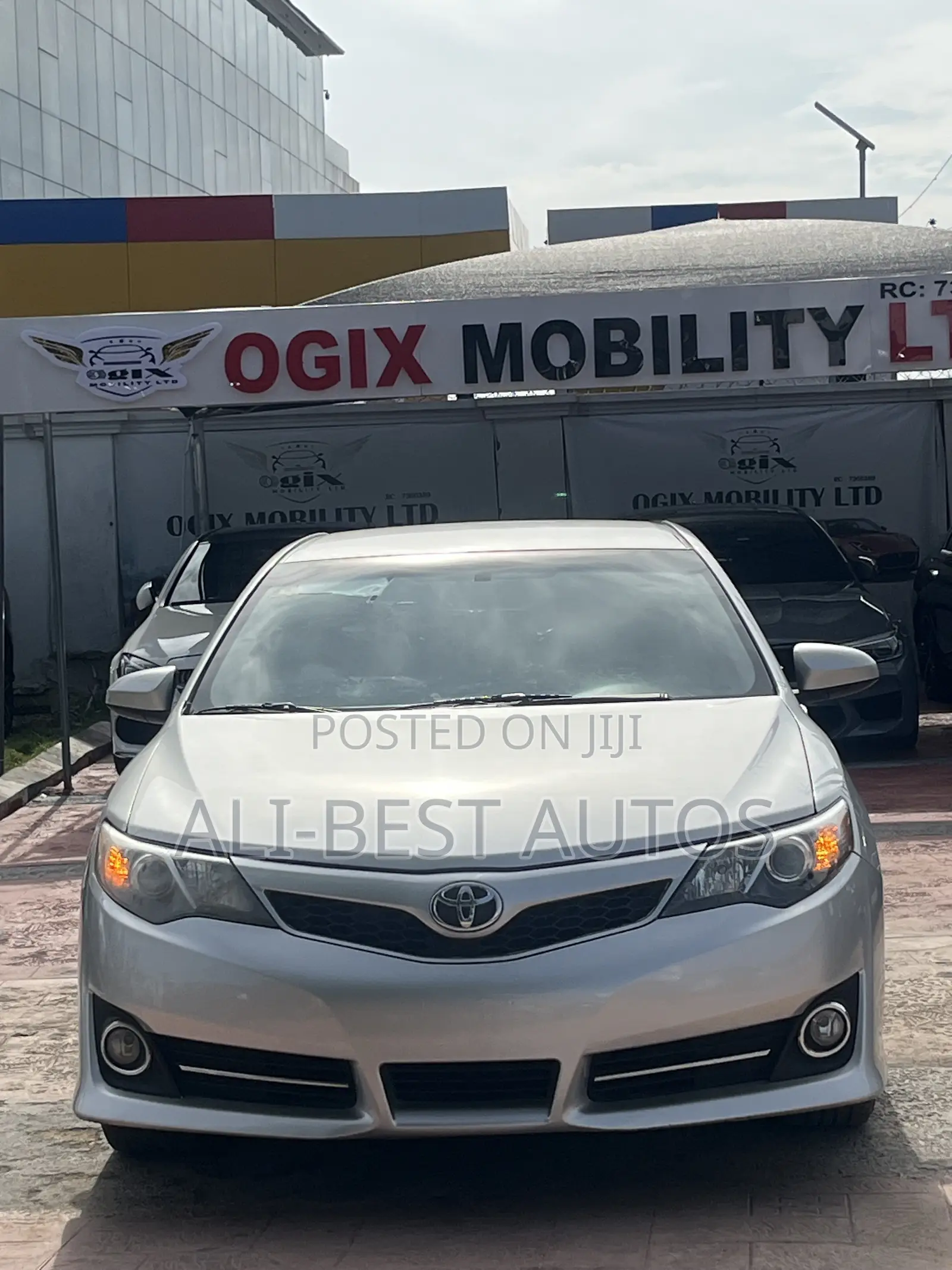 Toyota Camry 2013 Silver