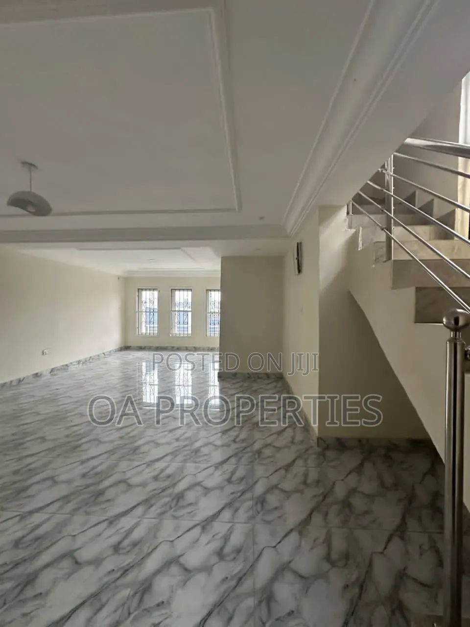 3bdrm Duplex in Okebadan Estate for rent
