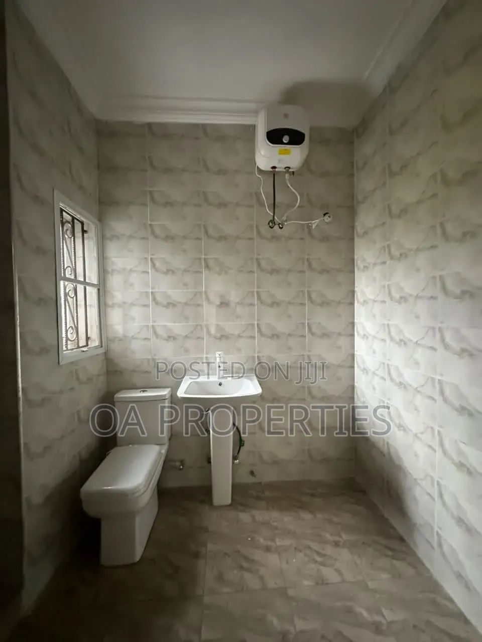3bdrm Duplex in Okebadan Estate for rent