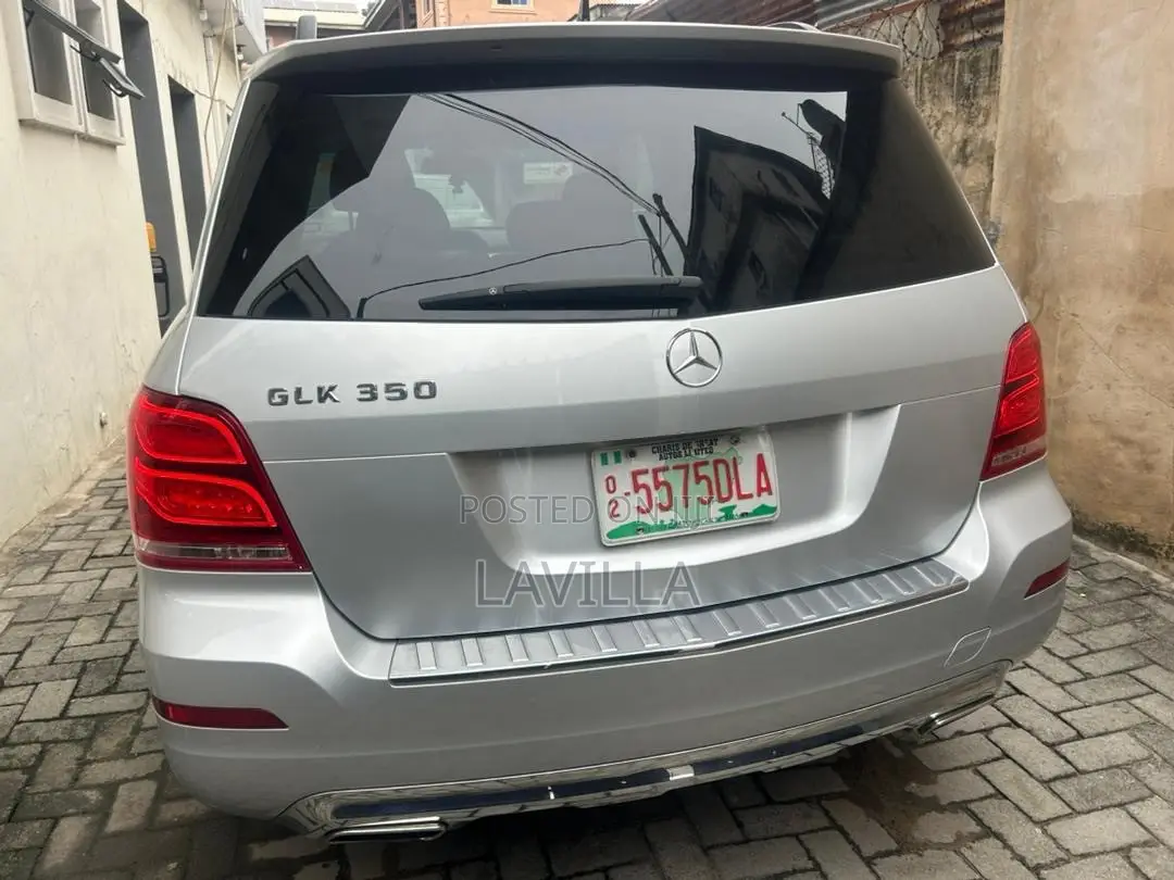 Mercedes-Benz GLK-Class Base GLK 350 4dr 4x2 (3.5L 6cyl 7A) 2015 Silver